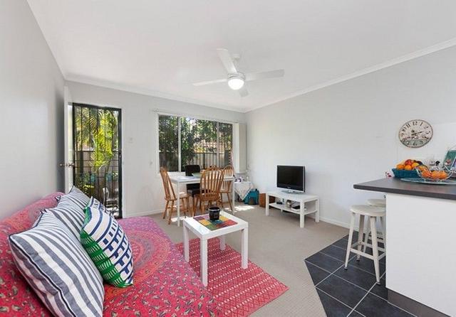 2/23 Turner Avenue, QLD 4103