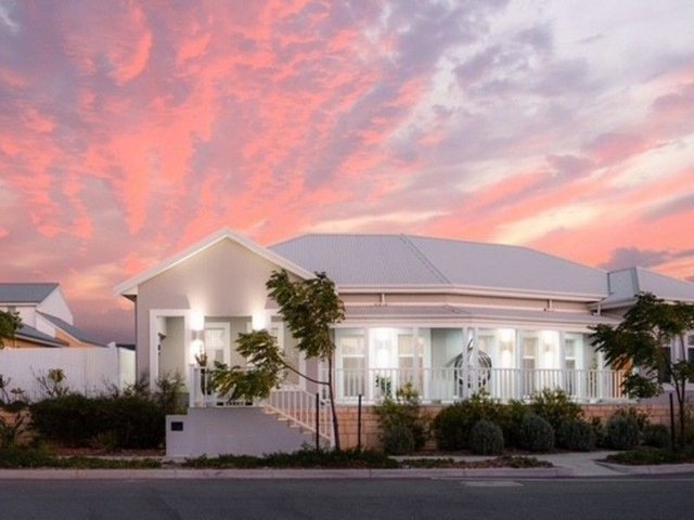 3 Swimmer Terrace, WA 6036