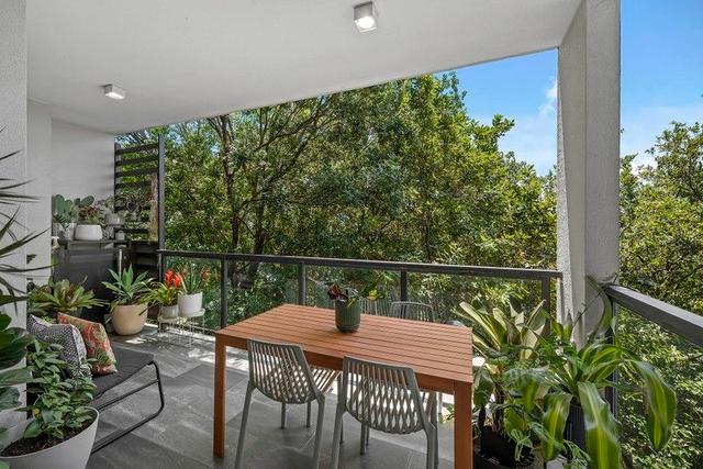 210/109 Chalk Street, QLD 4030