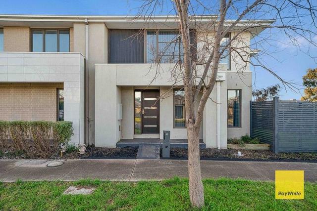 16 Mathoura Avenue, VIC 3030