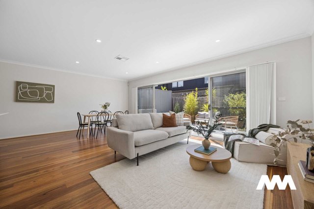 71/4 Pearlman, ACT 2611