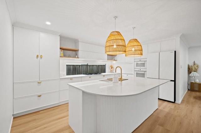 162 Old Emu Mountain  Road, QLD 4573