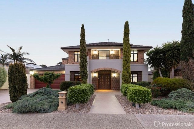 15 Clementson Drive, VIC 3023