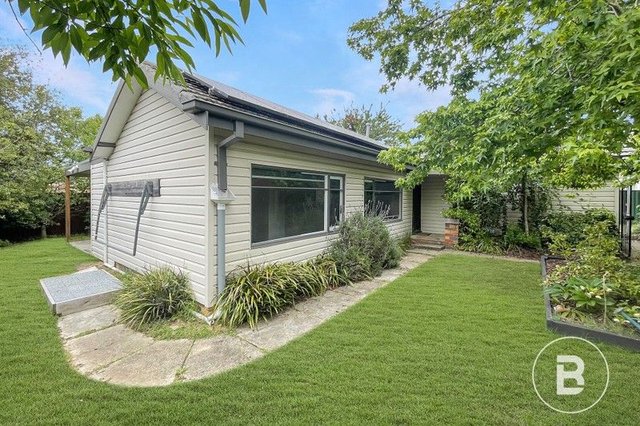 14 Oak Street, VIC 3355