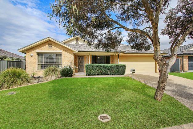 33 Whitebox Circuit, NSW 2640