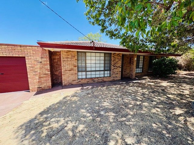 50 Burgland Drive, WA 6064