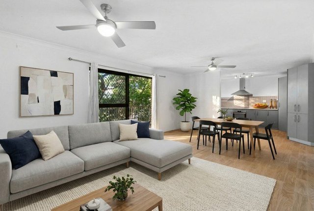 2/10 Alpha Street, QLD 4068