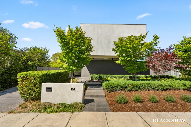 104 Captain Cook Crescent, ACT 2604