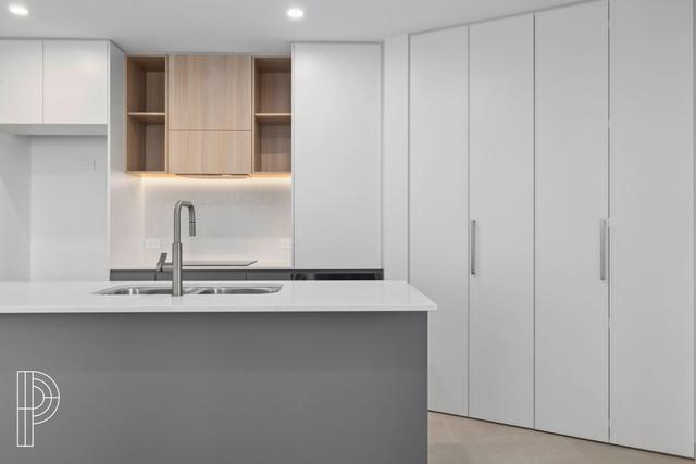 WodenGreen/102 Easty Street, ACT 2606
