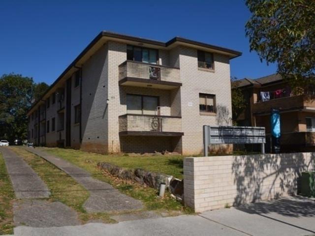 8/45 Macquarie Road, NSW 2144