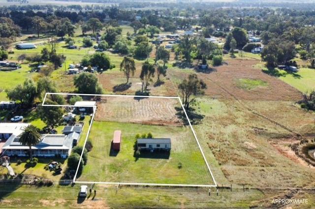 123 Cowra Street, NSW 2807