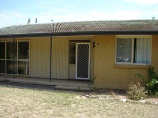 Main Photo (2011-04-05)