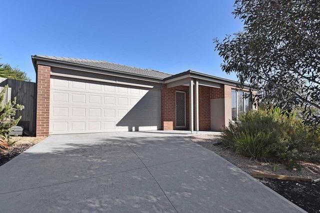 10 Cannington Grove, VIC 3429