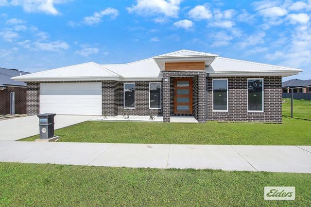 60 Hillford Circuit, NSW 2640