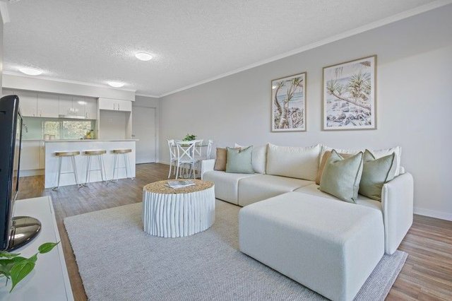 26/45 Regent St, QLD 4102