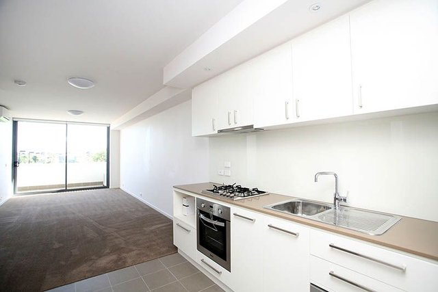 B3/460 Victoria Street, VIC 3056