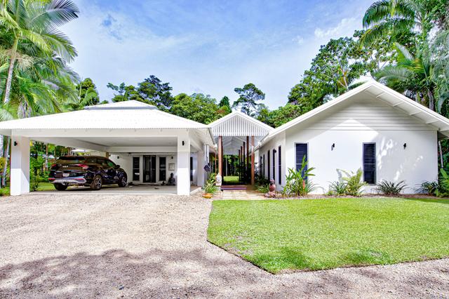 11A Kurrajong Cl, QLD 4852