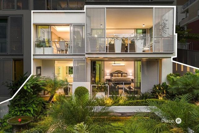 211/90 Wynnum Road, QLD 4170