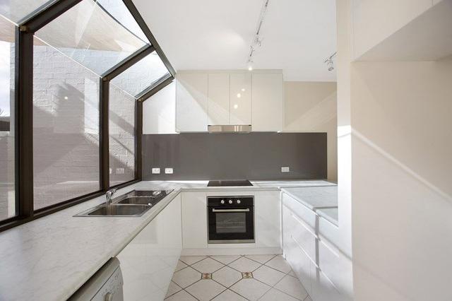 7/185 Labouchere Road, WA 6152