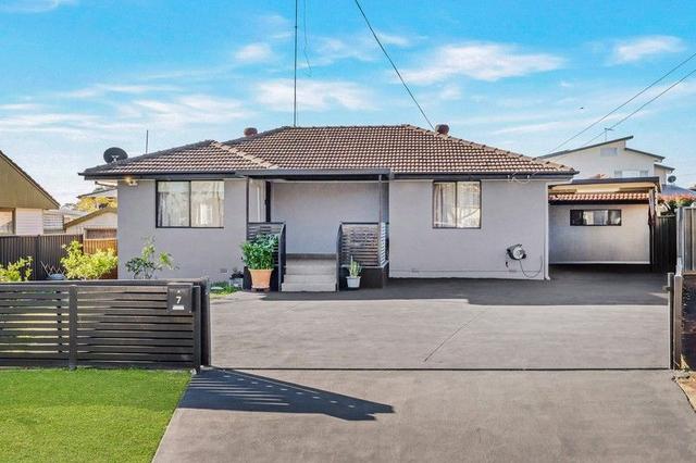 7 Guthega Crescent, NSW 2168
