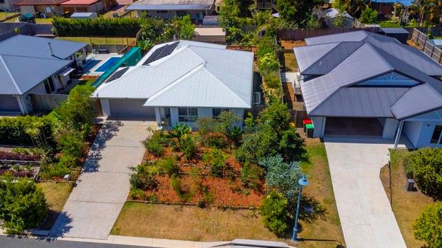 12 Banksia Place, QLD 4555