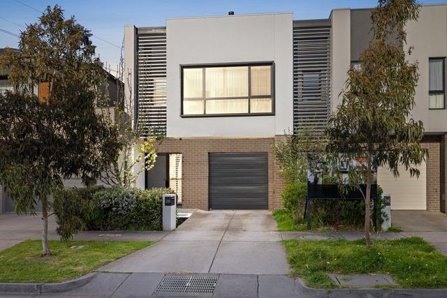 28 Newcastle Drive, VIC 3170