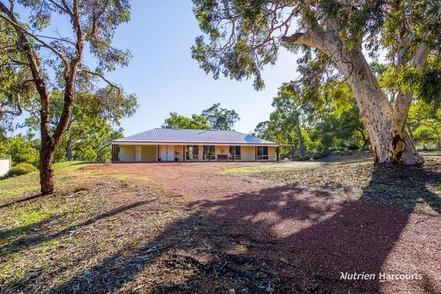 230 Holstein Loop, WA 6084