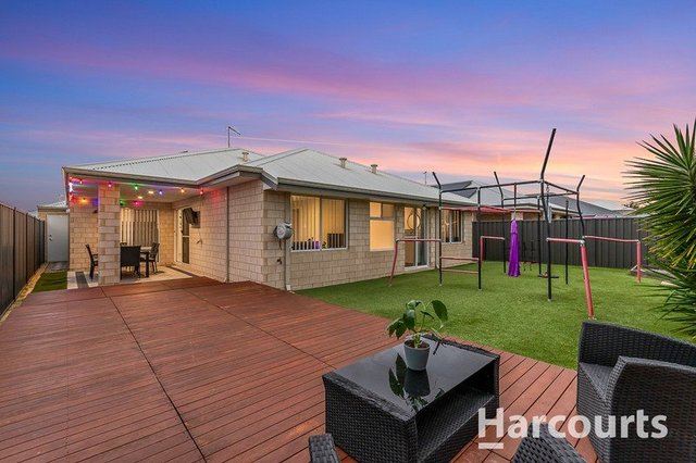 17 Dazzle Road, WA 6034
