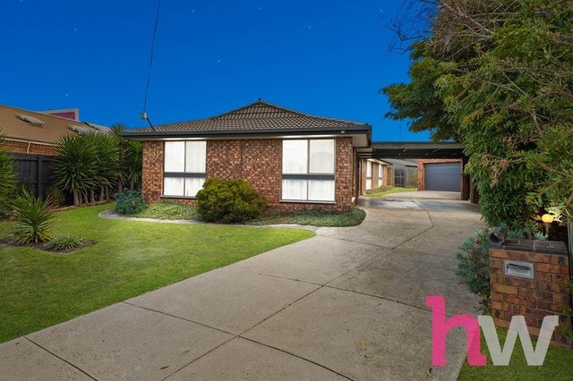 5 Fenland Court, VIC 3216