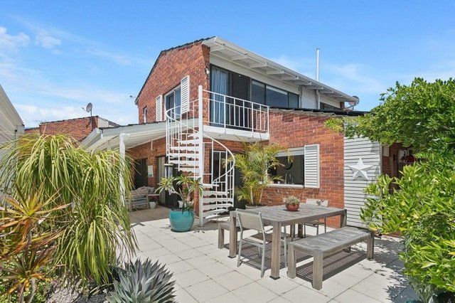 5/12 Queenslea Drive, WA 6010