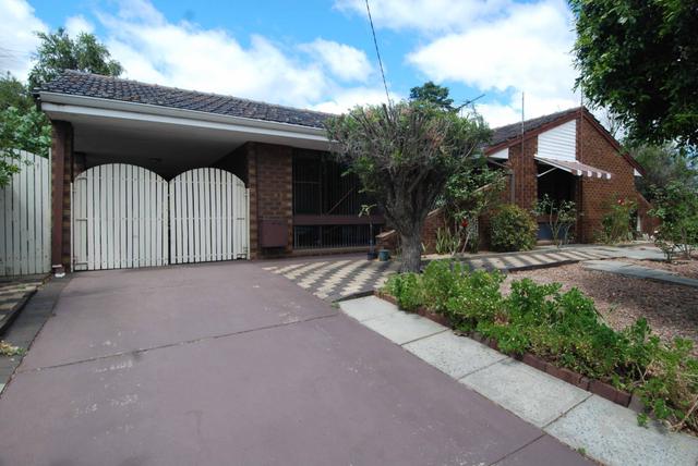 5 Fountains Court, WA 6112