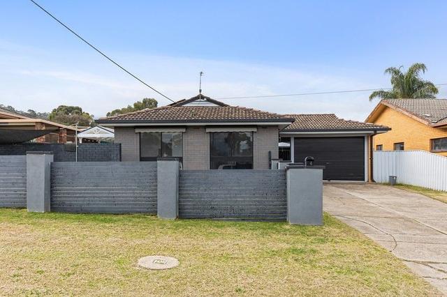 24 Merinda Crescent, NSW 2650