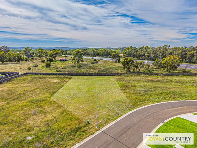 30 Colin Crescent, NSW 2350