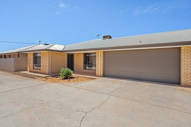 2/189 Forrest Street, WA 6430