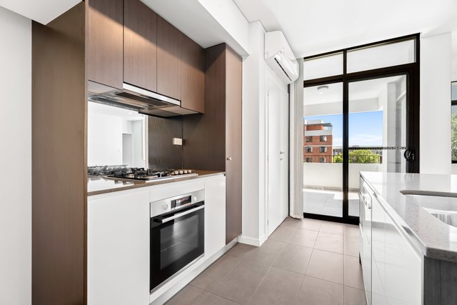 9/6 Central Road, NSW 2228