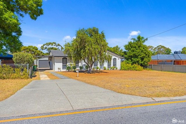 23 Lowanna Way, WA 6112