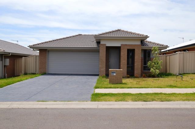 17 Finnegan Crescent, NSW 2333