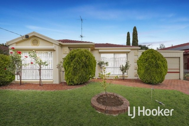 8 Warana Drive, VIC 3976