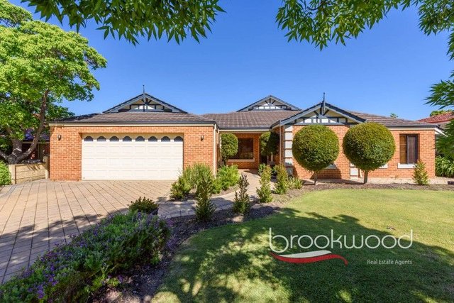 11 Maple Crescent, WA 6056