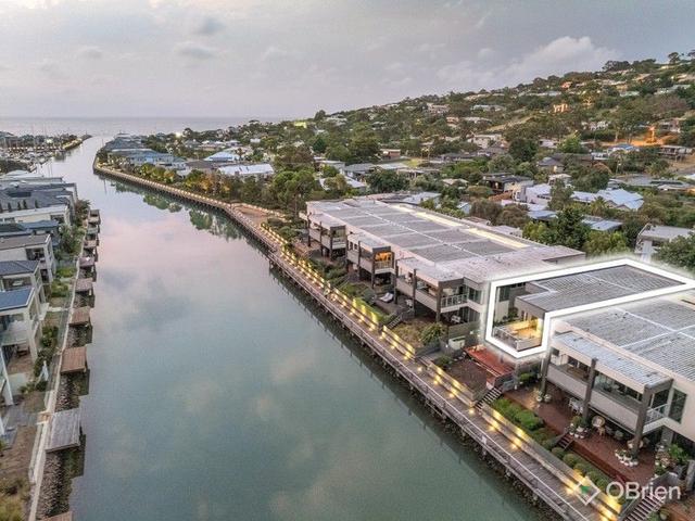 B201/83 Spinnaker Terrace, VIC 3936