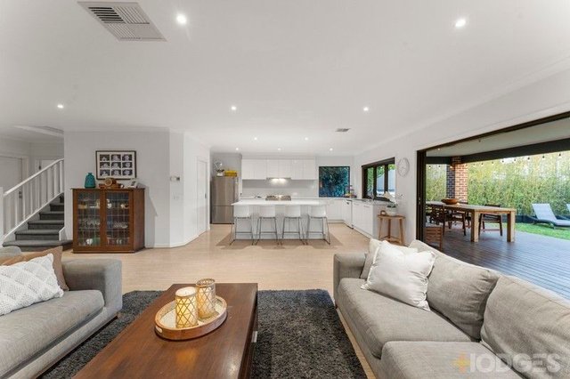 34 Gillard Street, VIC 3187