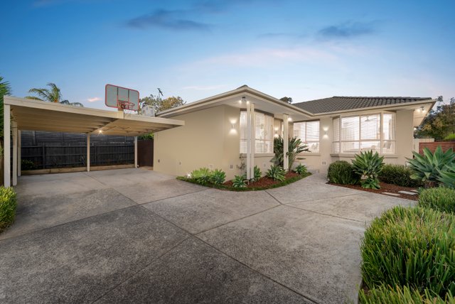 2/64 McMahons Road, VIC 3156