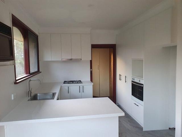 889 High Street Road, VIC 3150
