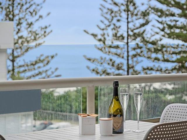 14/100 The Esplanade, QLD 4220
