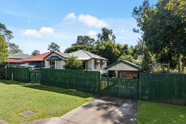 15 Kokoda Street, QLD 4076