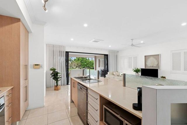 203 Esplanade, QLD 4870