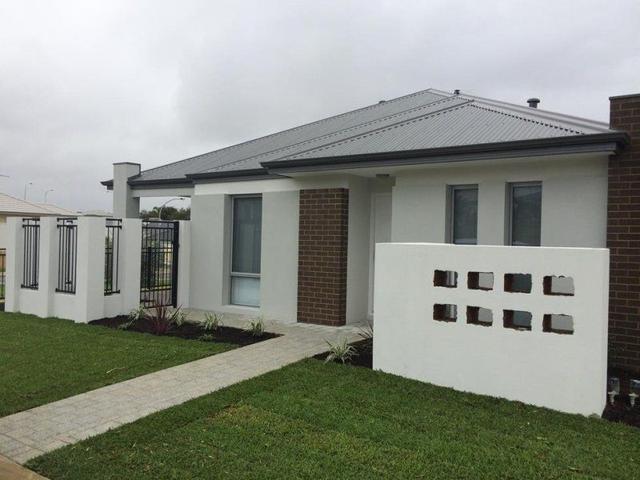 1/3 Firbank Road, WA 6164