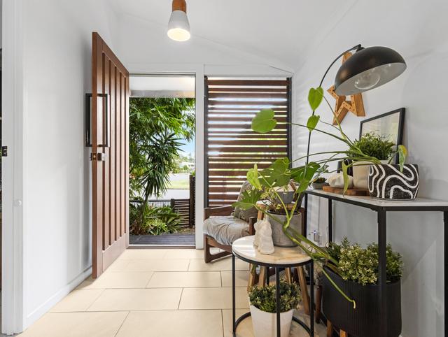 1 Cunningham Street, QLD 4655