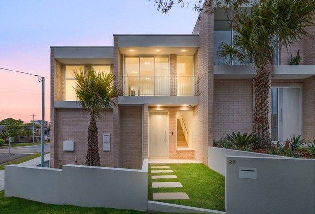 27 Currawang Street, NSW 2221