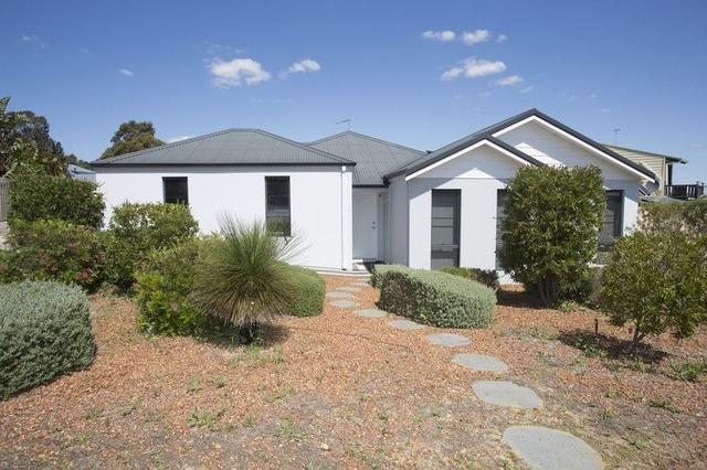 1/4 Hurd Road, WA 6084